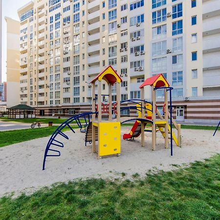 Стильна Квартира В Сучасному Комплексі Метро Нивки Kyiv Exterior foto